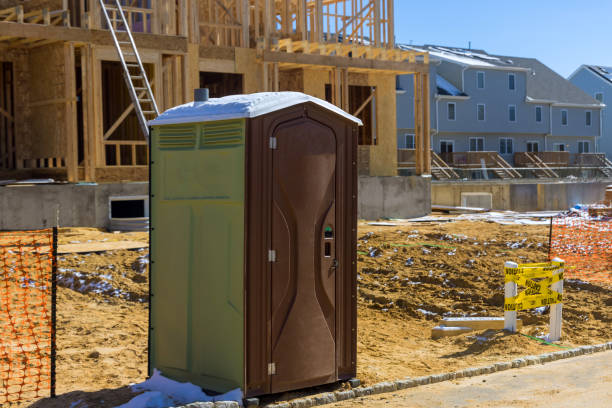 Best Temporary restroom rental  in Deland, FL